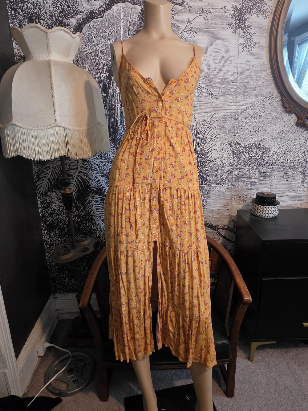 Band of Gypsies Yellow Floral Tiered Midi Dress XS